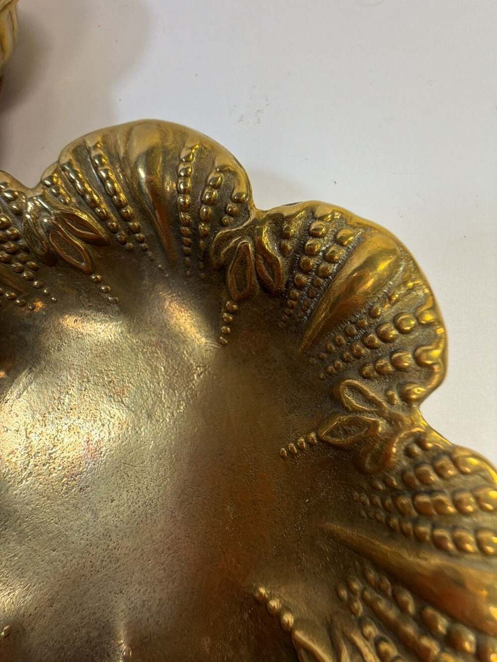 Set of 3 Vintage Brass Floral Petal Trinket Dishes - Picture 3 of 6